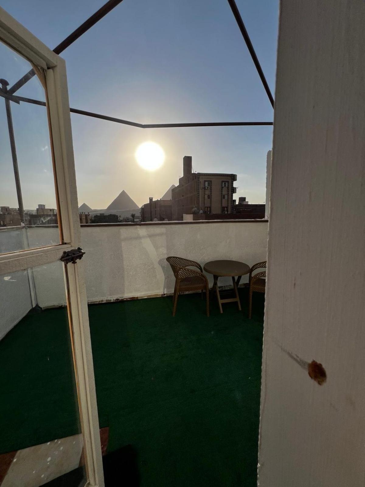 Piramide De Giza View Inn Kafret el-Gabal Eksteriør billede